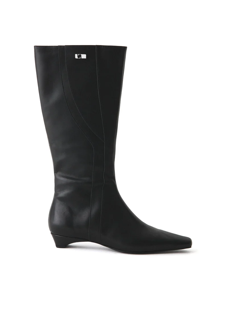 MAVE BLACK BOOTS