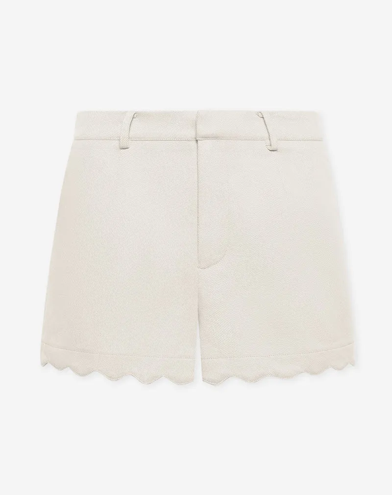 SCALLOPED EDGE SHORTS CRÈME