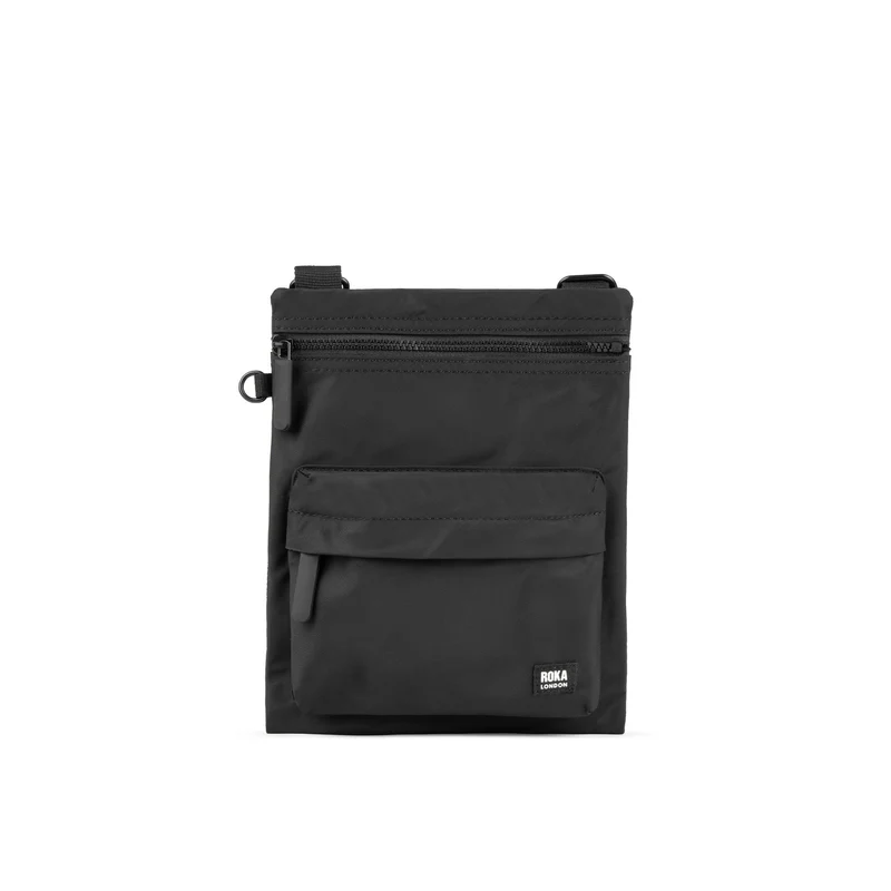 ROKA Helemaal zwart Chelsea B Gerecyclede nylon tas