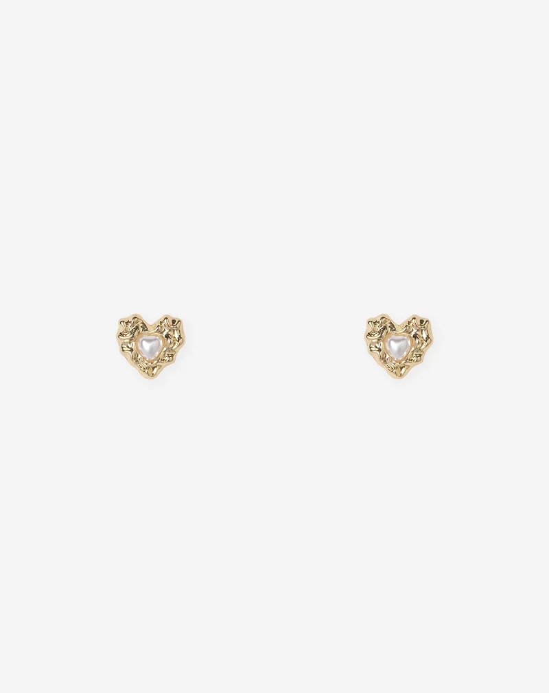 SMALL HEART PEARL EARRINGS