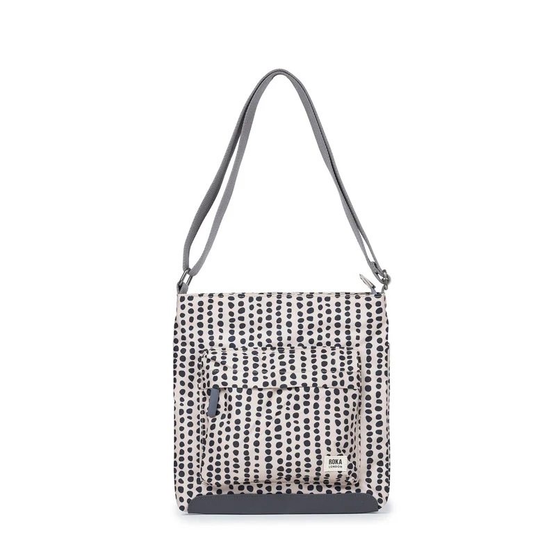 ROKA Kennington B Linear Dot Medium Gerecyclede Canvas Tas