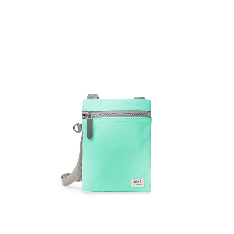 ROKA Chelsea Capri tas van gerecycled nylon