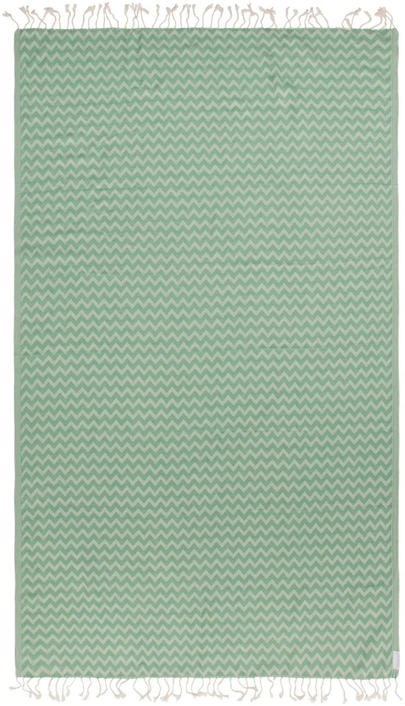 Nelly Towel