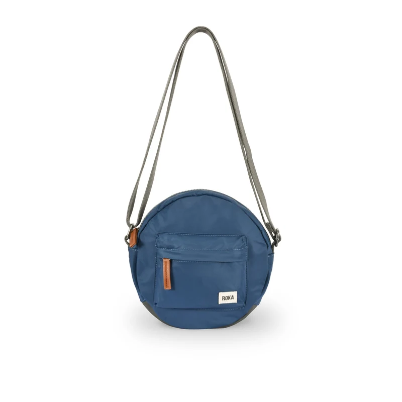 ROKA Paddington B Kleine tas van gerecycled nylon - Pacific
