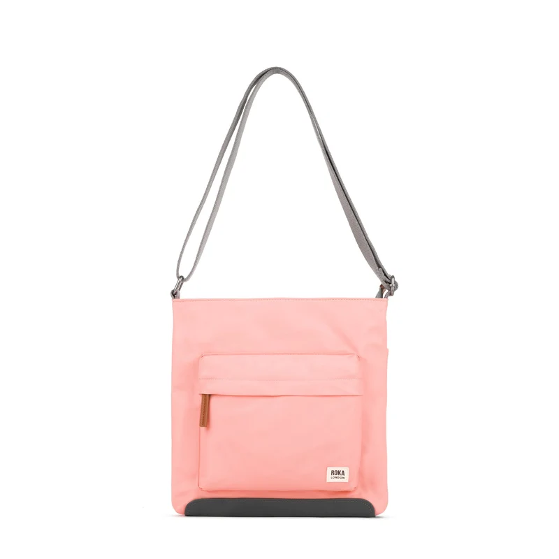 ROKA Kennington B Medium Gerecyclede Nylon Tas - Perforatie