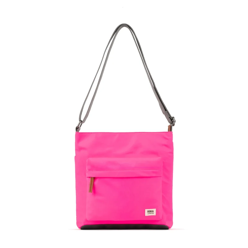 ROKA Kennington B Medium Tas van Gerecycled Nylon - Neonroze