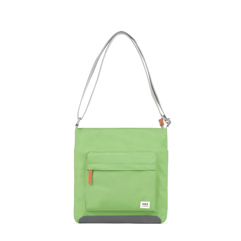 ROKA Kennington B Medium Tas van Gerecycled Nylon - Kiwi