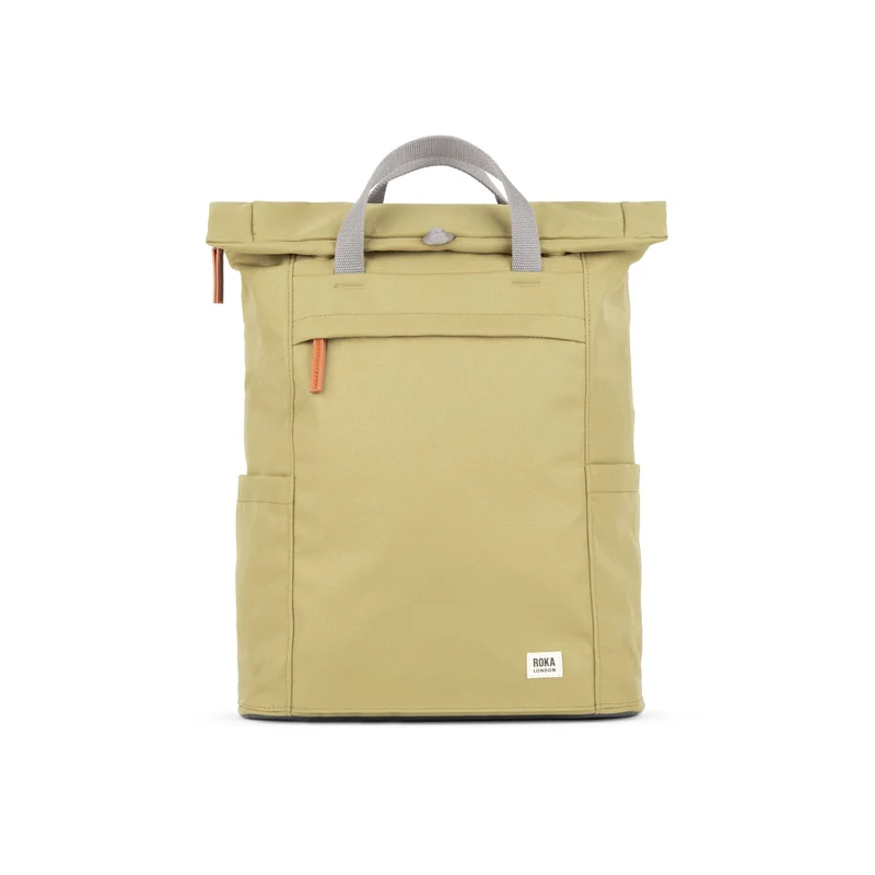 ROKA Finchley Een grote kaki tas van gerecycled canvas.