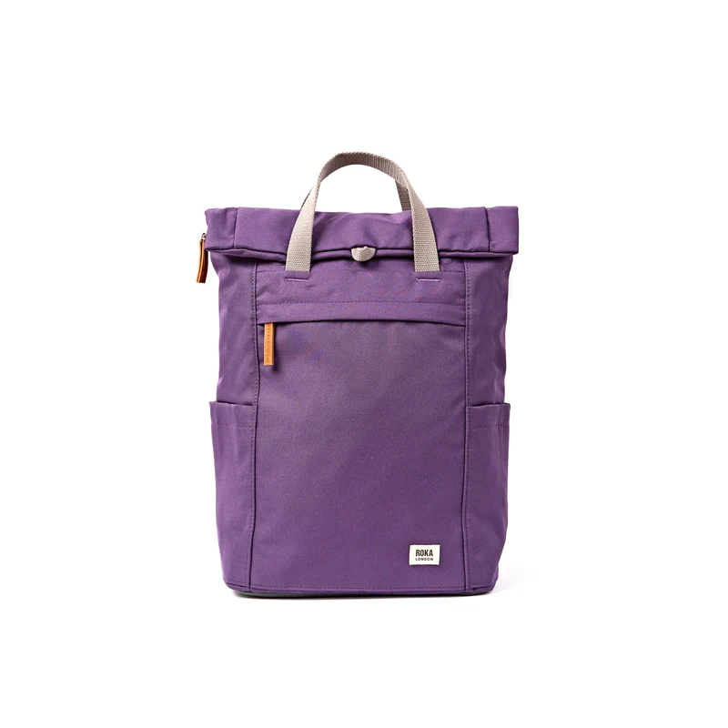 ROKA Finchley Een middelgrote tas van gerecycled canvas in dieppaarse kleur.