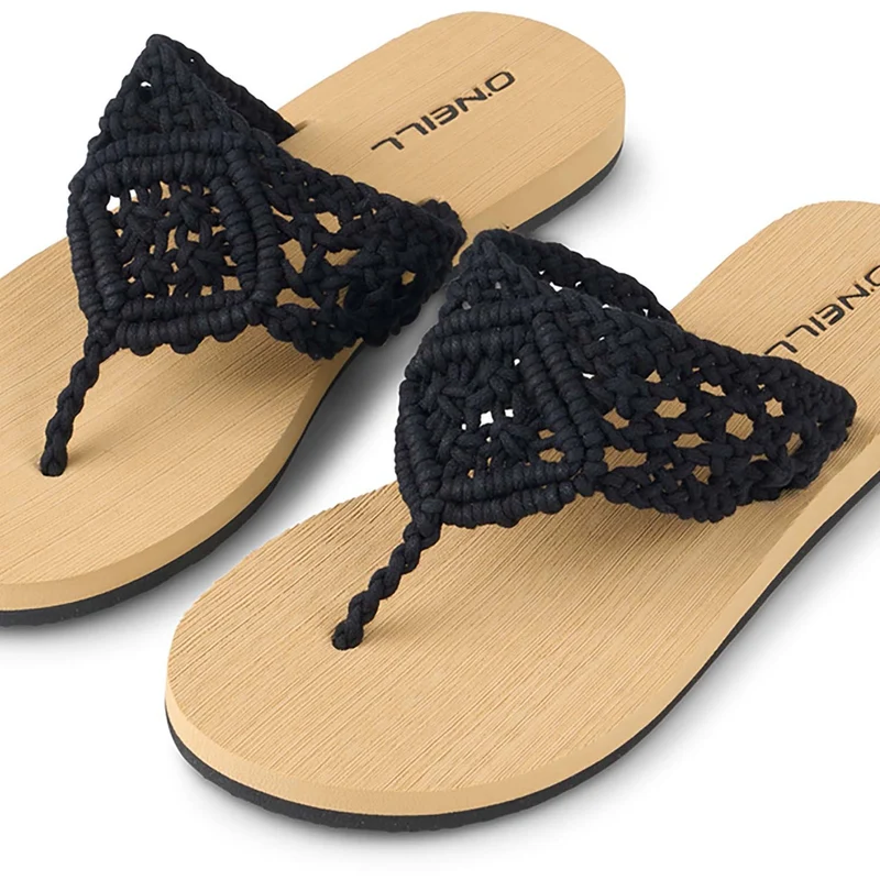 Ditsy Crochet Sandals