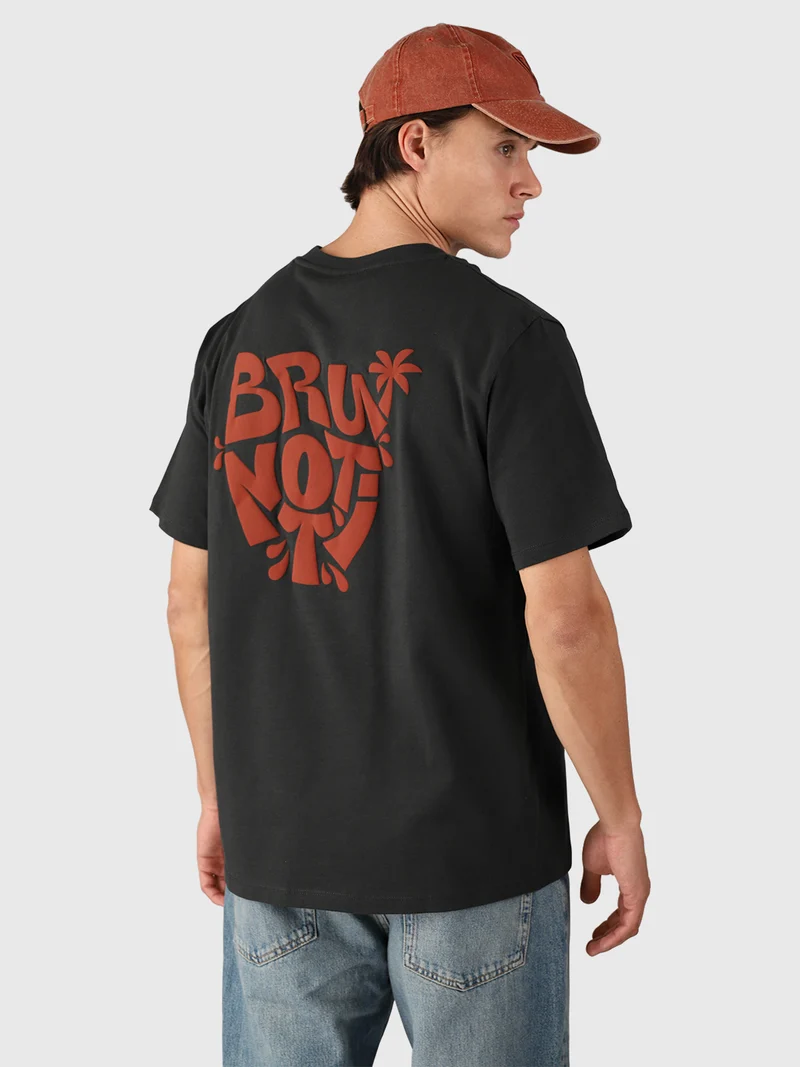 Tom-Artist Men T-shirt | Pirate Black