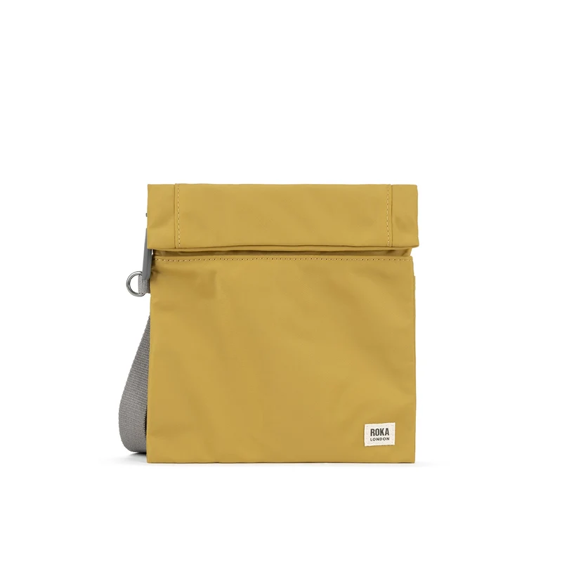 ROKA Stratford Kleine Gerecycleerde Nylon Tas - Maïs