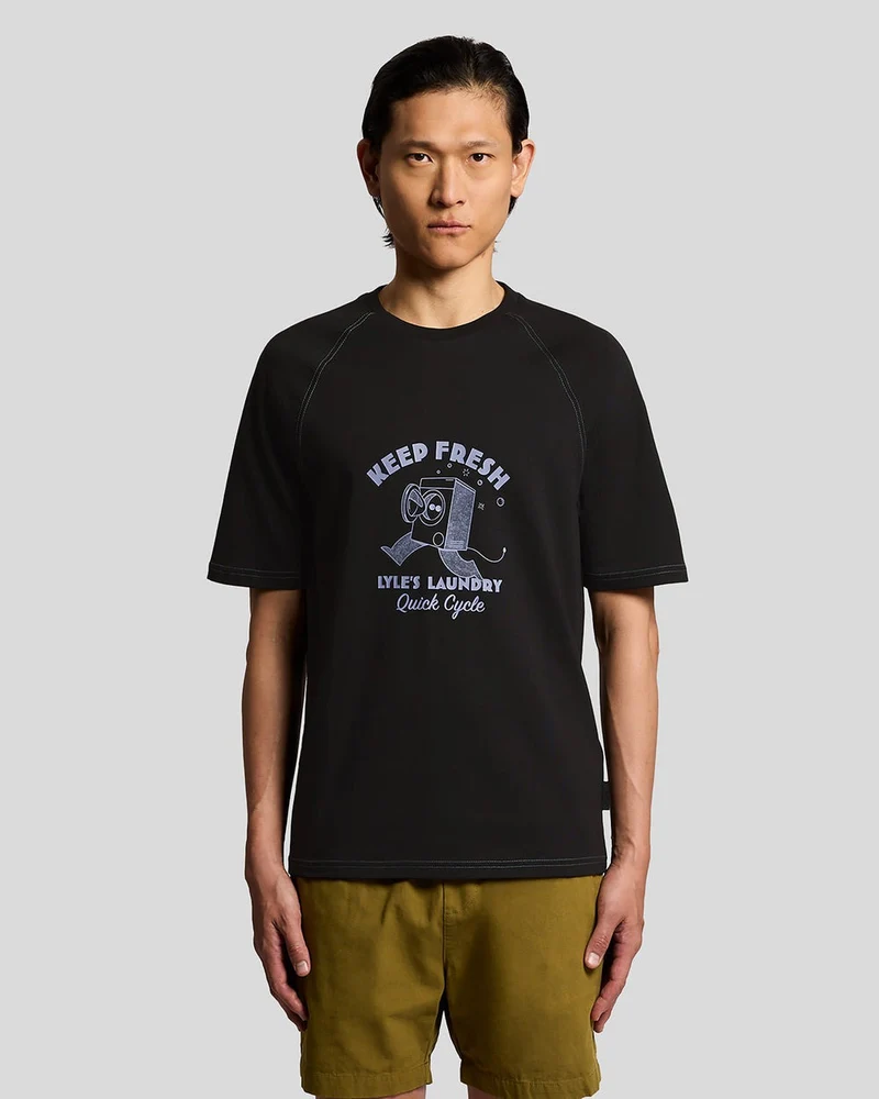 Lyle & Scott Heren Keep Fresh T-shirt met borstprint | Gitzwart