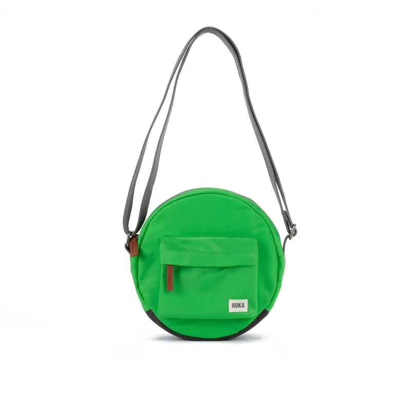 ROKA Paddington B Kelly Green Kleine Tas van Gerecycled Nylon