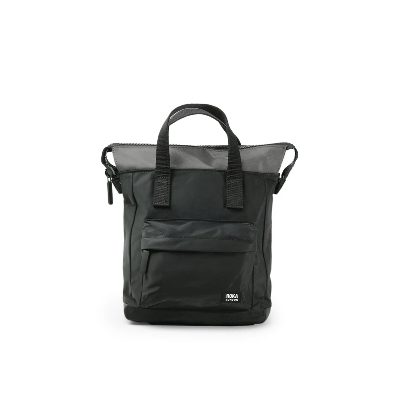 ROKA Creatieve verspilling Bantry B Zwart / Grafiet Kleine Tas van Gerecycled Nylon