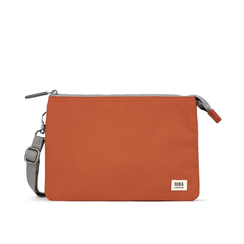ROKA Carnaby Crossbodytas met pompoenmotief, extra groot formaat, van gerecycled canvas