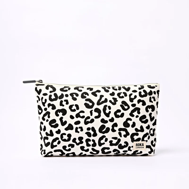 ROKA Maida Vale middelgrote katoenen canvas etui | Zomerluipaardprint