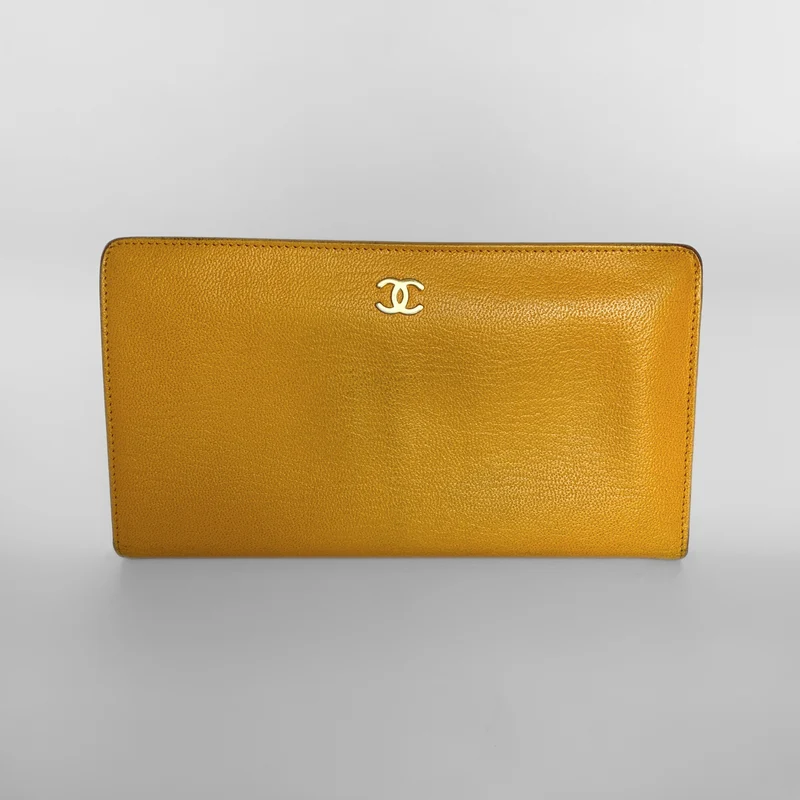 Chanel Caviar Leather CC Coco Bi-Fold Lange Portemonnee