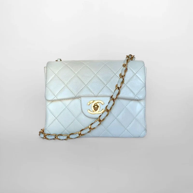 Chanel Classic Flap Bag Mini Lamsleer