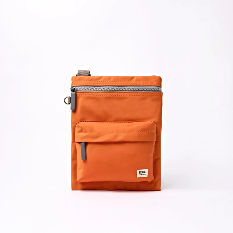 ROKA Chelsea B Brandoranje tas van gerecycled nylon