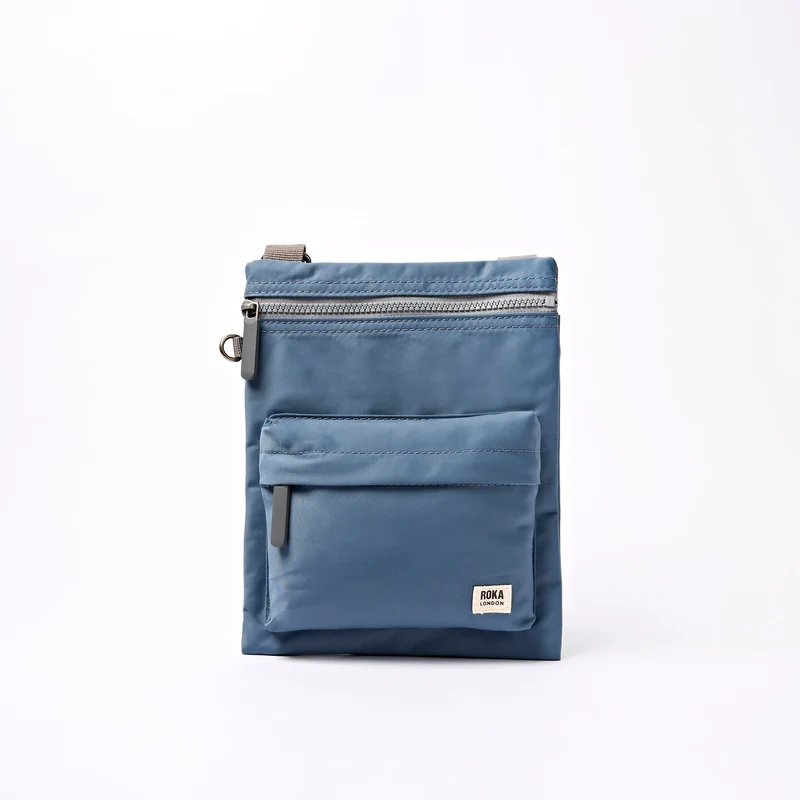 ROKA Chelsea B Airforce gerecyclede nylon tas