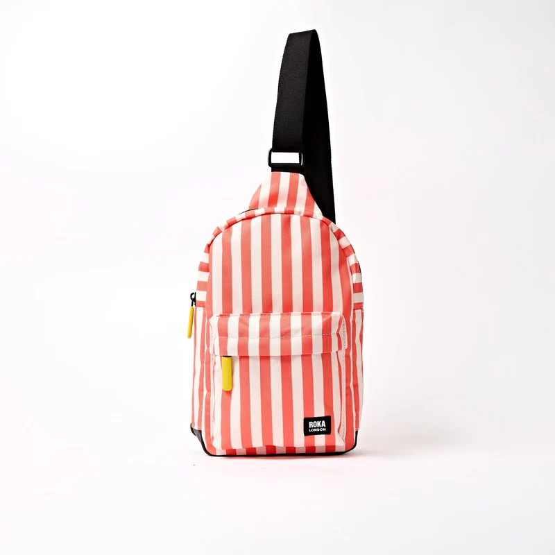 ROKA Willesden Grote tas van gerecycled canvas | Koraalstreep