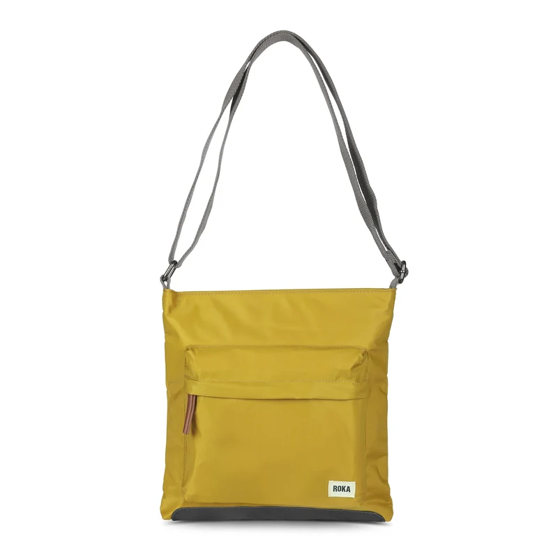 ROKA Kennington B Maïs Medium Gerecyclede Nylon Tas