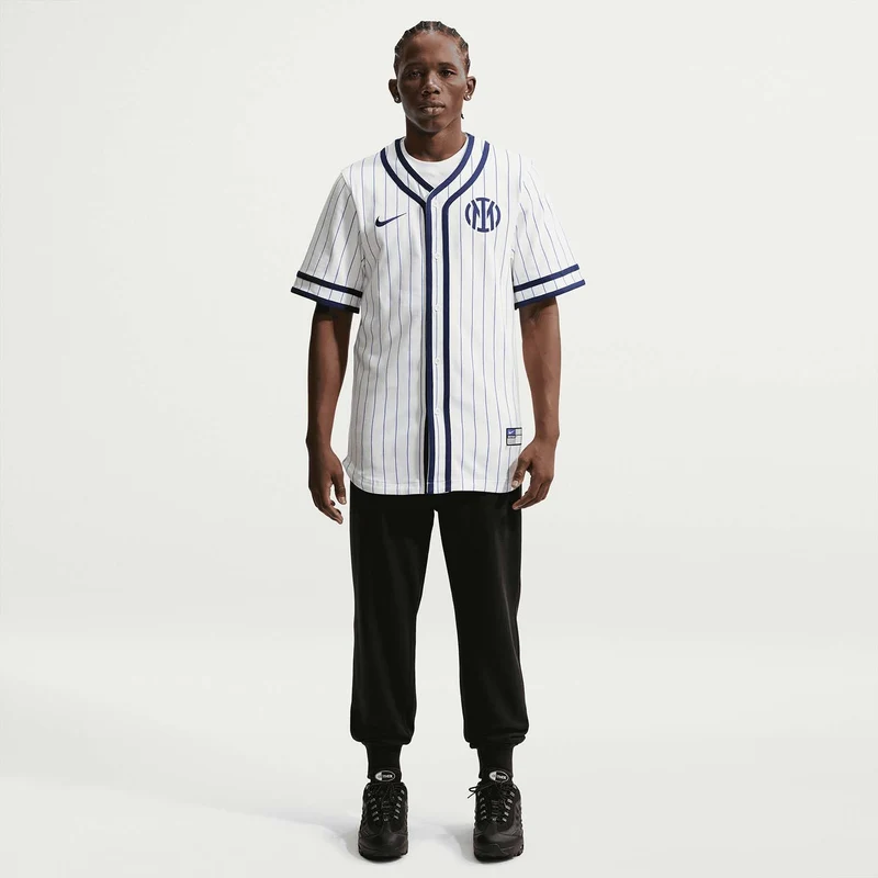 Inter Milan FC jersey surf