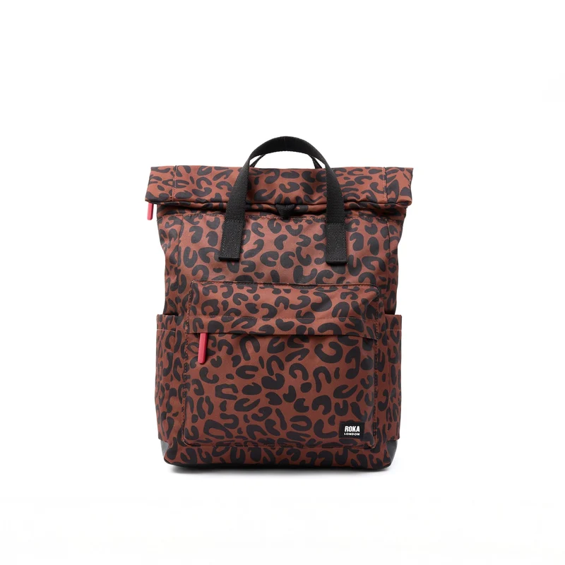 ROKA Canfield B Medium tas van gerecycled canvas met luipaardprint
